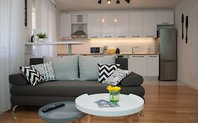Apartment Mia